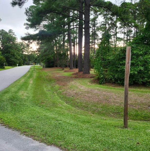 well maintained property in Cedar Point, North Carolina